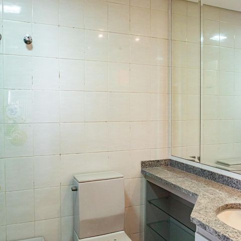 Apartamento à venda com 330m², 4 quartos e 4 vagasBanheiro 1 - Suíte