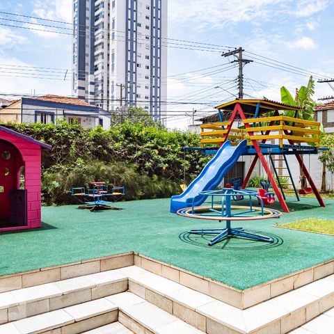 Apartamento à venda com 330m², 4 quartos e 4 vagasÁrea Comum - Playground