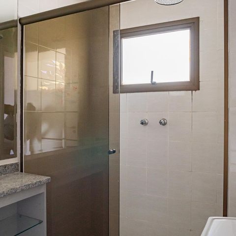 Apartamento à venda com 330m², 4 quartos e 4 vagasBanheiro 3 - Suíte
