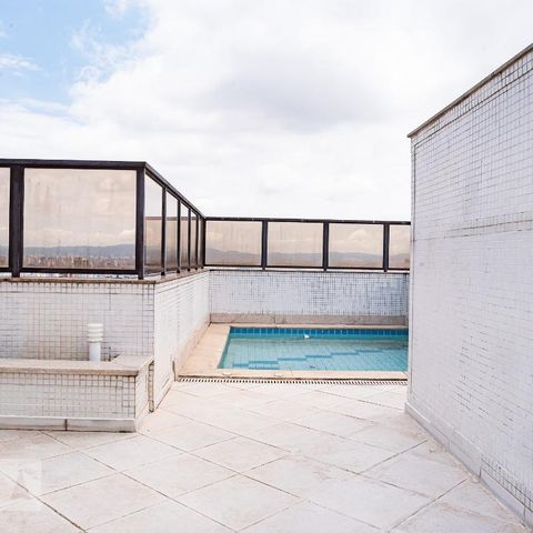 Apartamento à venda com 330m², 4 quartos e 4 vagasCobertura - Piscina