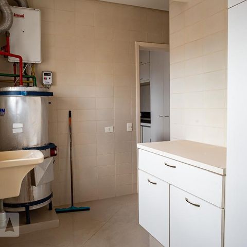 Apartamento à venda com 330m², 4 quartos e 4 vagasÁrea de Serviço