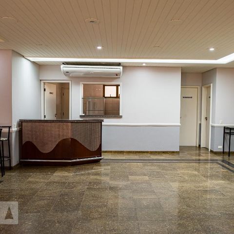 Apartamento à venda com 330m², 4 quartos e 4 vagasSalão de festas