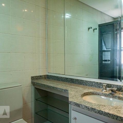 Apartamento à venda com 330m², 4 quartos e 4 vagasBanheiro 1 - Suíte