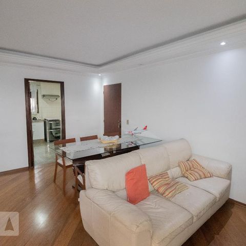 Apartamento à venda com 83m², 3 quartos e 2 vagasSala