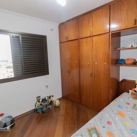 Apartamento à venda com 83m², 3 quartos e 2 vagasDormitório 2