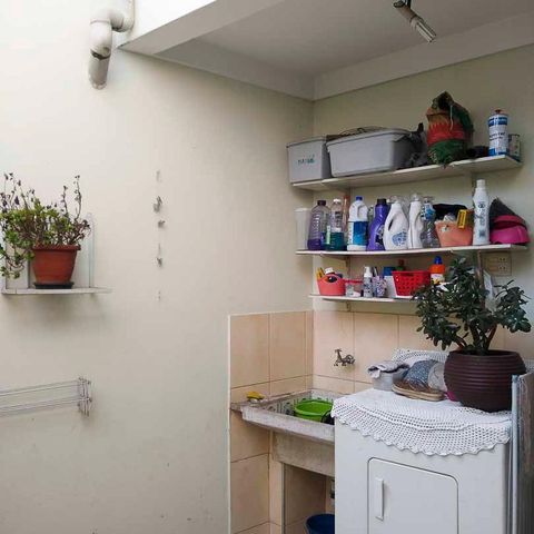 Casa à venda com 103m², 2 quartos e 1 vagaÁrea de Serviço