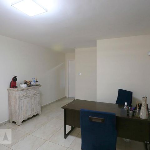 Casa à venda com 120m², 3 quartos e 2 vagasSala