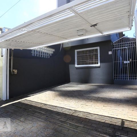 Casa à venda com 120m², 3 quartos e 2 vagasgaragem