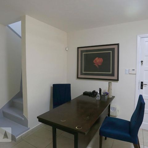 Casa à venda com 120m², 3 quartos e 2 vagasSala