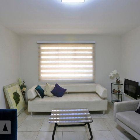 Casa à venda com 120m², 3 quartos e 2 vagasSala