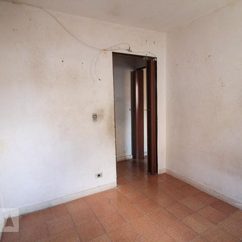 Casa à venda com 400m², 2 quartos e 2 vagasQuarto