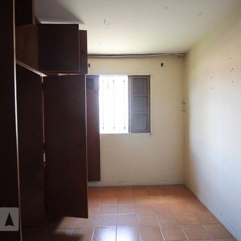 Casa à venda com 400m², 2 quartos e 2 vagasQuarto 2