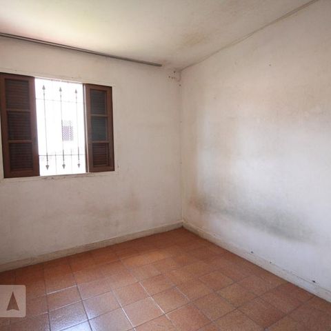 Casa à venda com 400m², 2 quartos e 2 vagasQuarto