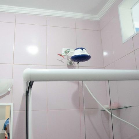 Casa à venda com 204m², 3 quartos e 6 vagasBanheiro da Suíte 1