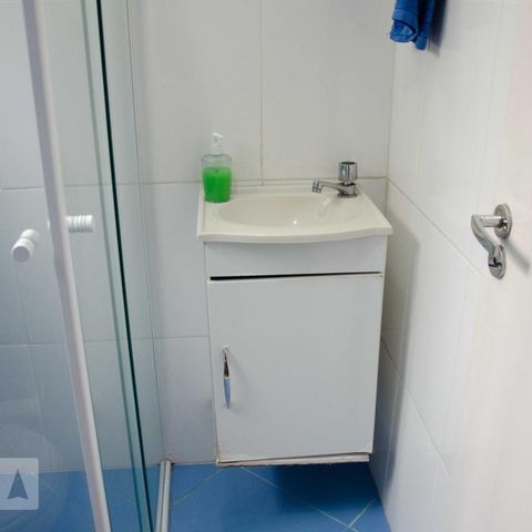 Casa à venda com 204m², 3 quartos e 6 vagasBanheiro da Suíte 2