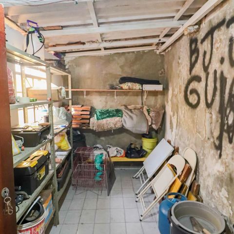 Casa à venda com 140m², 5 quartos e 5 vagasCasa 2 - Deposito / Dispensa