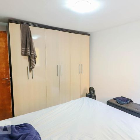Casa à venda com 140m², 5 quartos e 5 vagasCasa 2 - Quarto 1