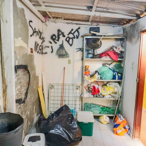 Casa à venda com 140m², 5 quartos e 5 vagasCasa 2 - Deposito / Dispensa