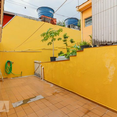Casa à venda com 140m², 5 quartos e 5 vagasQuintal