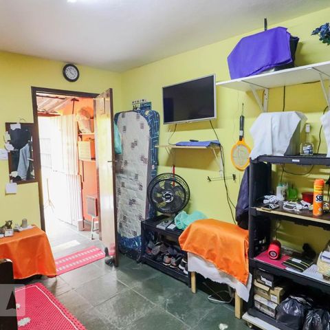 Casa à venda com 140m², 5 quartos e 5 vagasCasa 1 Quarto