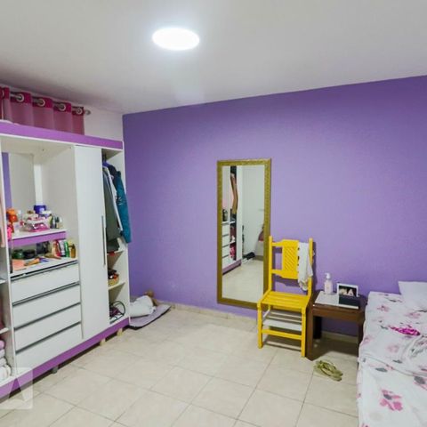 Casa à venda com 140m², 5 quartos e 5 vagasCasa 2 - Quarto 2