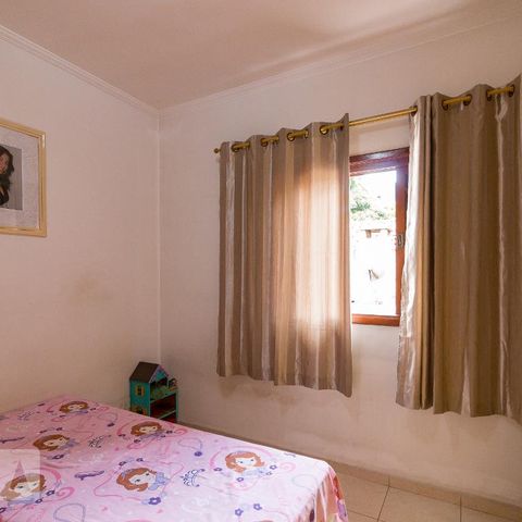 Casa à venda com 183m², 3 quartos e 2 vagasQuarto 2