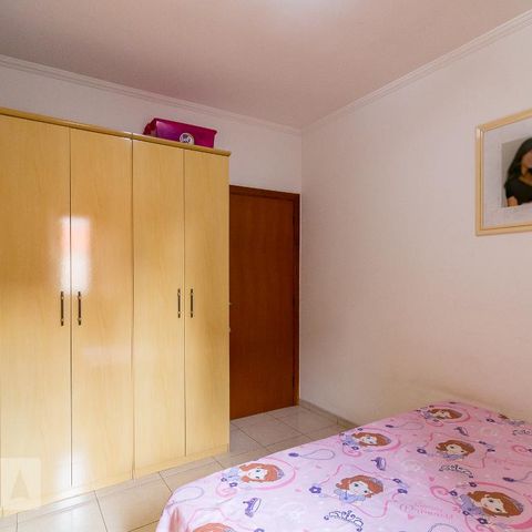 Casa à venda com 183m², 3 quartos e 2 vagasQuarto 2