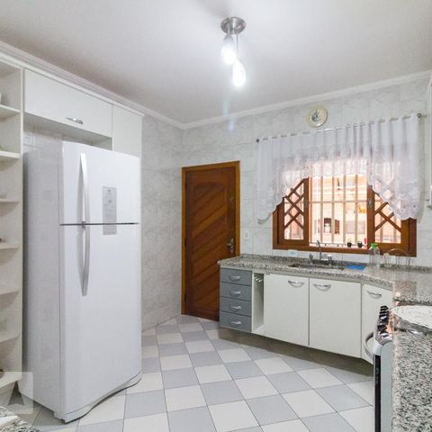 Casa à venda com 183m², 3 quartos e 2 vagasCozinha