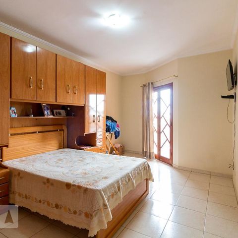 Casa à venda com 183m², 3 quartos e 2 vagasQuarto 3 suíte