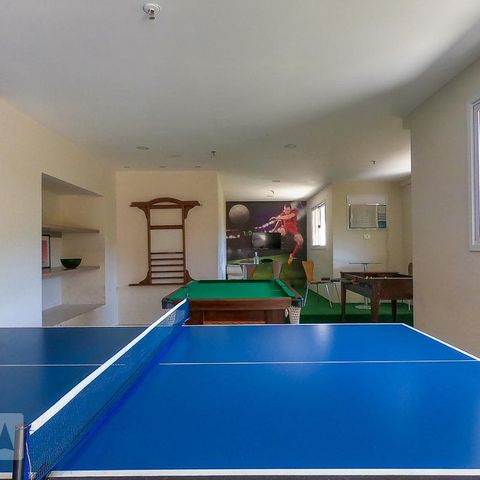 Apartamento à venda com 51m², 2 quartos e 1 vaga Apartamento à venda com 51m², 2 quartos e 1 vagasala de jogos