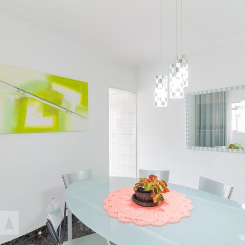 Casa à venda com 200m², 5 quartos e 2 vagasCopa