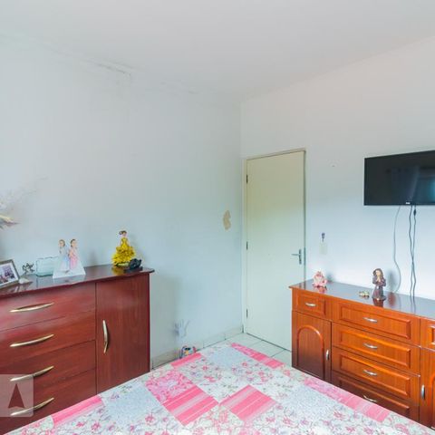 Casa à venda com 200m², 5 quartos e 2 vagasQuarto 1