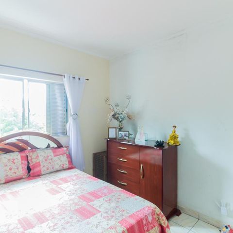 Casa à venda com 200m², 5 quartos e 2 vagasQuarto 1
