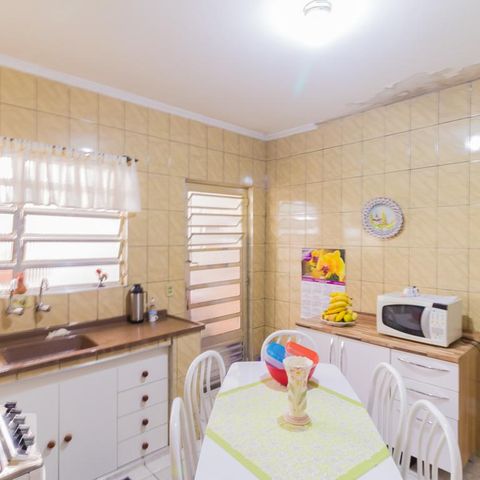 Casa à venda com 200m², 5 quartos e 2 vagasCozinha 2