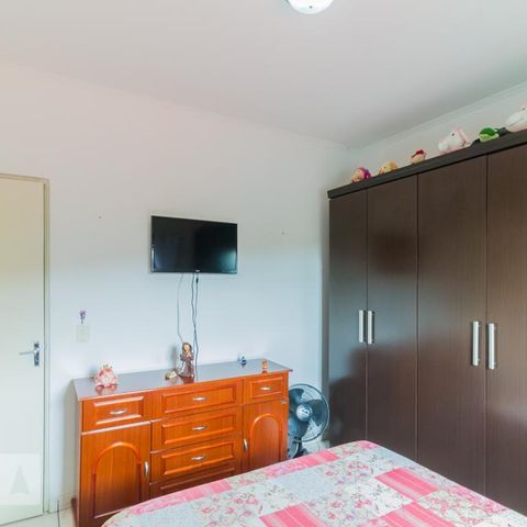 Casa à venda com 200m², 5 quartos e 2 vagasQuarto 1