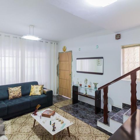 Casa à venda com 200m², 5 quartos e 2 vagasSala 1