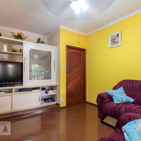 Casa à venda com 218m², 3 quartos e 5 vagasSala
