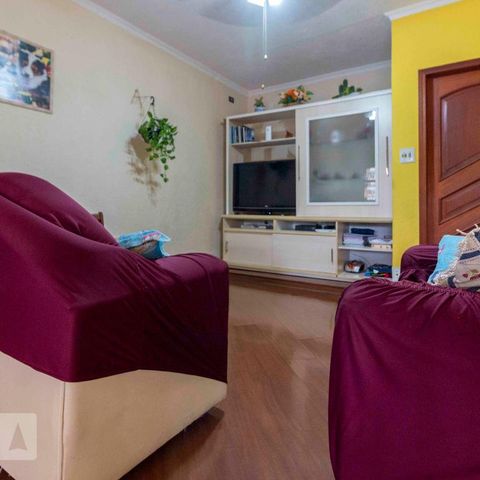 Casa à venda com 218m², 3 quartos e 5 vagasSala