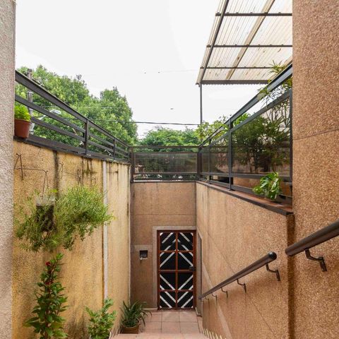 Casa à venda com 218m², 3 quartos e 5 vagasÁrea Externa