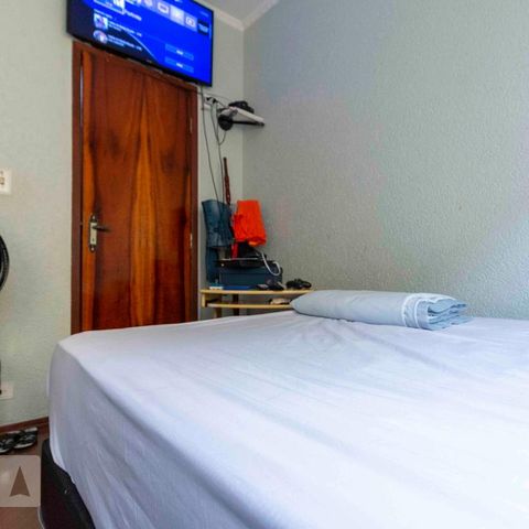 Casa à venda com 218m², 3 quartos e 5 vagasQuarto 2