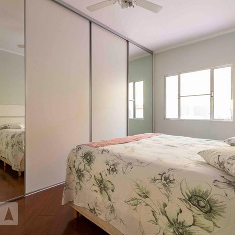 Casa à venda com 218m², 3 quartos e 5 vagasQuarto 1 - Suite