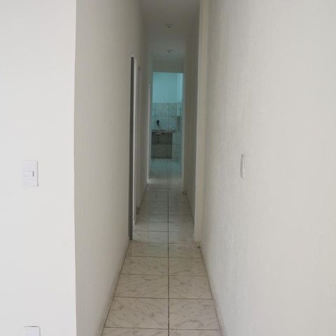 Casa de condomínio à venda com 160m², 4 quartos e 1 vagaCorredor