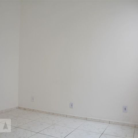 Casa de condomínio à venda com 160m², 4 quartos e 1 vagaQuarto 1