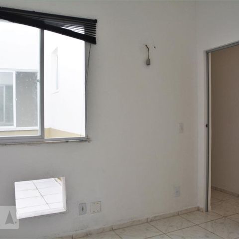 Casa de condomínio à venda com 160m², 4 quartos e 1 vagaQuarto 1