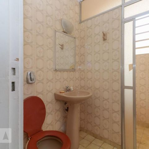 Casa para alugar com 450m², 5 quartos e 1 vagaBanheiro 2