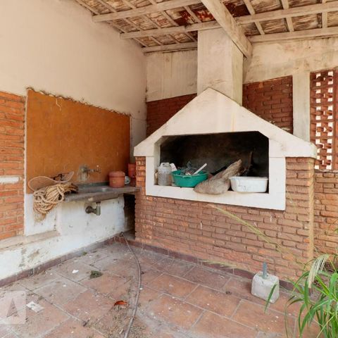 Casa para alugar com 450m², 5 quartos e 1 vagaChurrasqueira