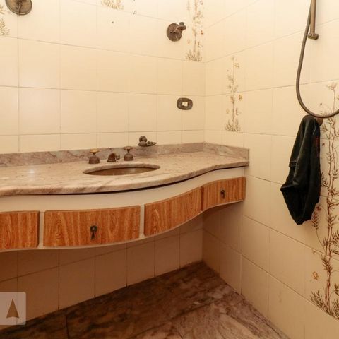 Casa para alugar com 450m², 5 quartos e 1 vagaSuíte 1