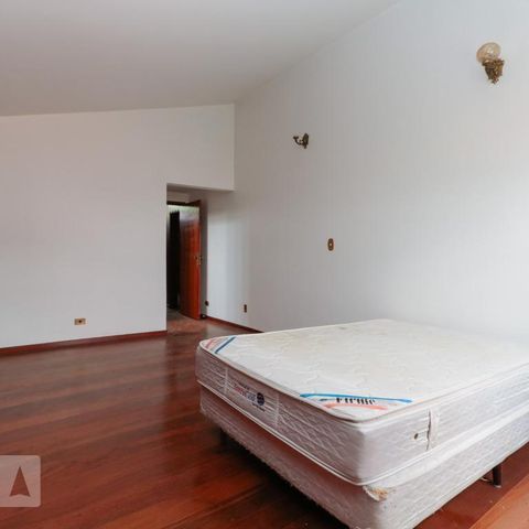 Casa para alugar com 450m², 5 quartos e 1 vagaSuíte 2