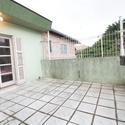 Casa à venda com 200m², 4 quartos e 3 vagasSacada quarto 1