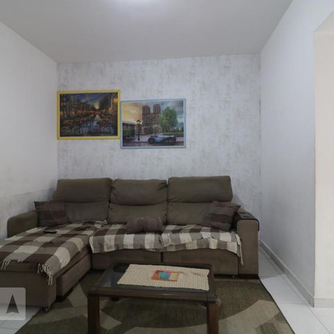 Casa à venda com 200m², 4 quartos e 3 vagasCasa 2 - Sala